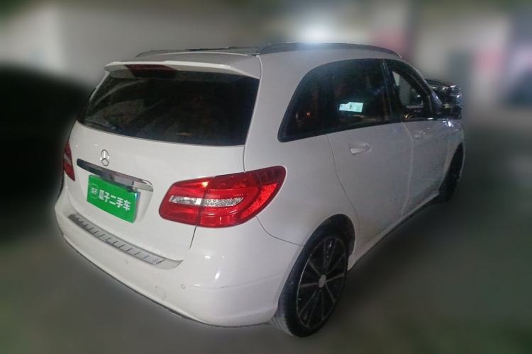 Used Mercedes-Benz B-Class 2013 B 260 Rear Right 45 Deg