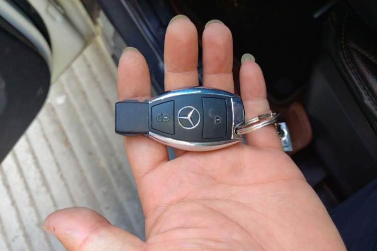 Used Mercedes-Benz B-Class 2013 B 260 Vehicle Key