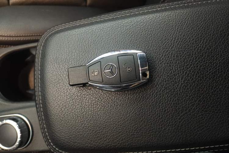 Used Mercedes-Benz B-Class 2013 B 260 Vehicle Key