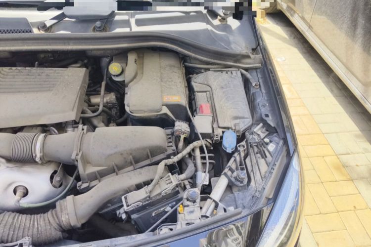 Used Mercedes-Benz B-Class 2015 B 200 Fashion Model Engine Bay Left