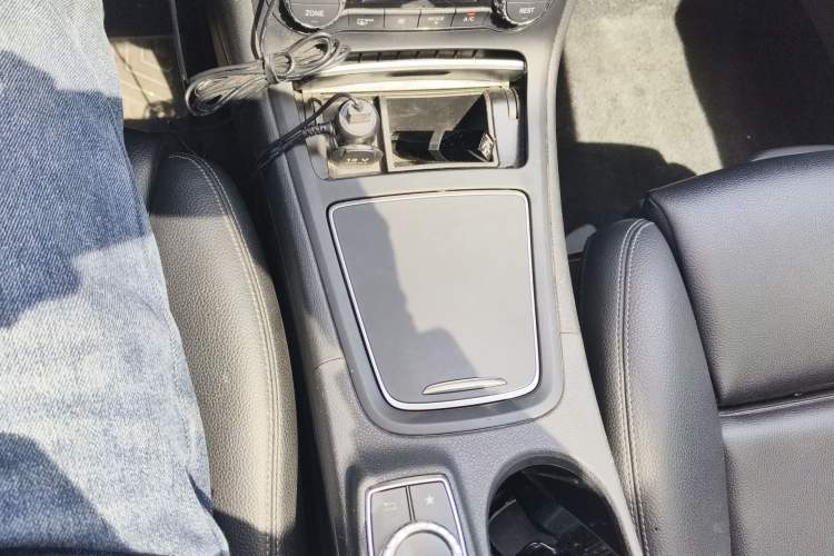 Used Mercedes-Benz B-Class 2015 B 200 Fashion Model Gear Lever
