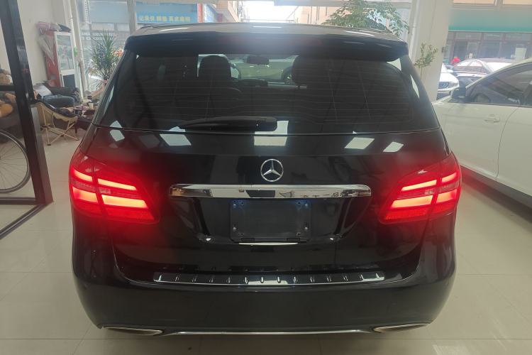 Used Mercedes-Benz B-Class 2015 B 200 Fashion Model Rear