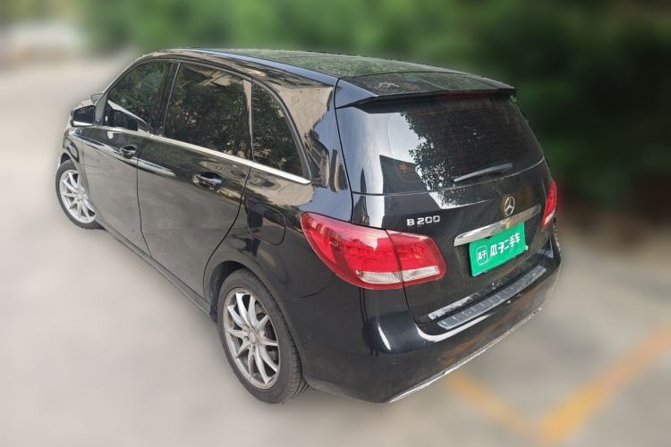 Used Mercedes-Benz B-Class 2015 B 200 Sport Edition Rear Left 45 Deg