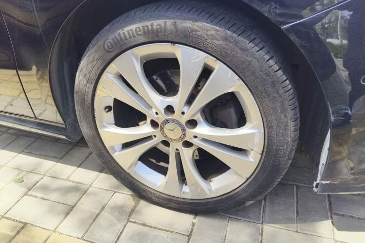 Used Mercedes-Benz B-Class 2015 B 200 Fashion Model Right Front Wheel Hub