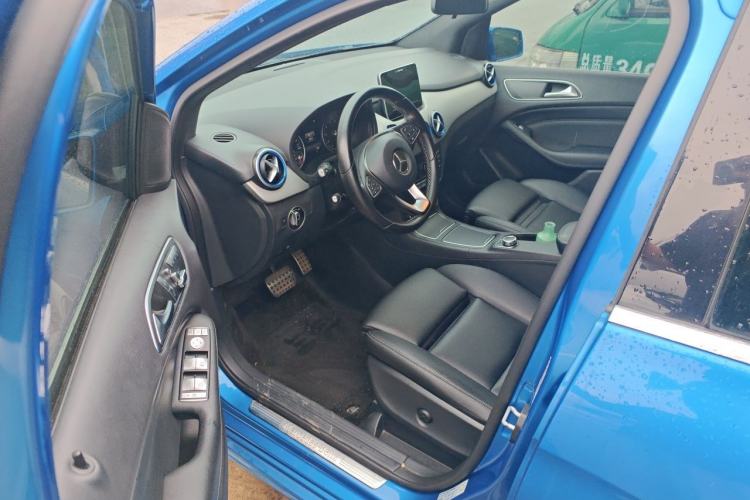 Used Mercedes-Benz B-Class 2015 B 200 Fashion Model Driver Seat