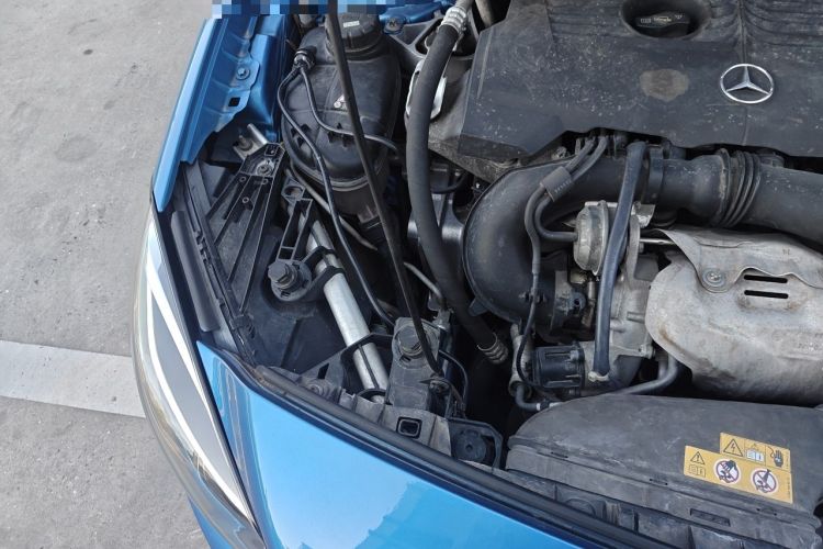 Used Mercedes-Benz B-Class 2015 B 200 Sport Edition Engine Bay Right