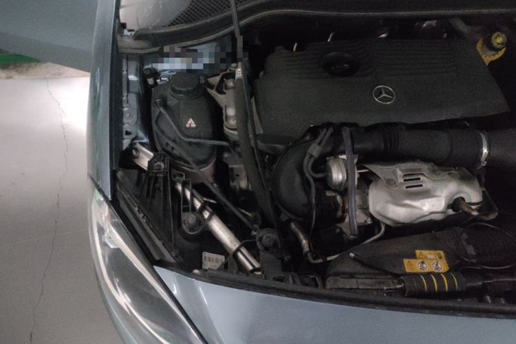 Used Mercedes-Benz B-Class 2015 B 200 Sport Edition Engine Bay Right