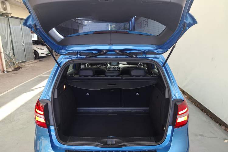 Used Mercedes-Benz B-Class 2015 B 200 Fashion Model Exterior 14