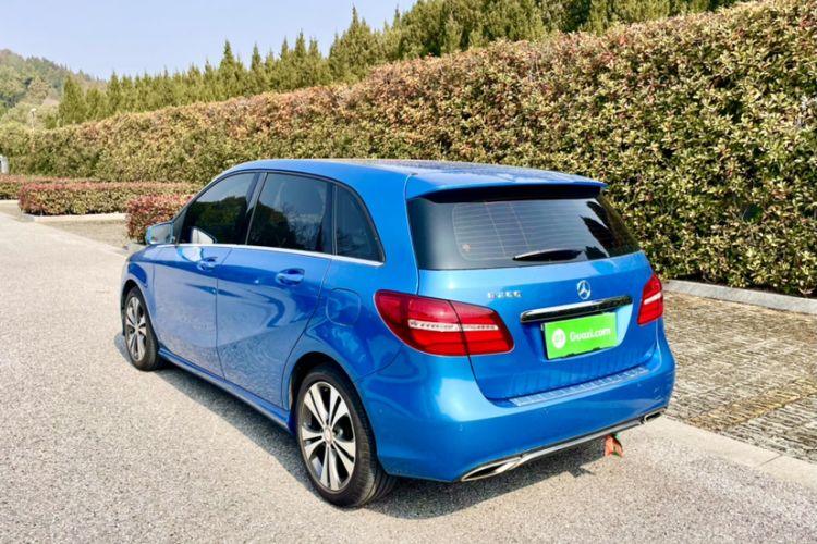 Used Mercedes-Benz B-Class 2015 B 200 Fashion Model Exterior 2