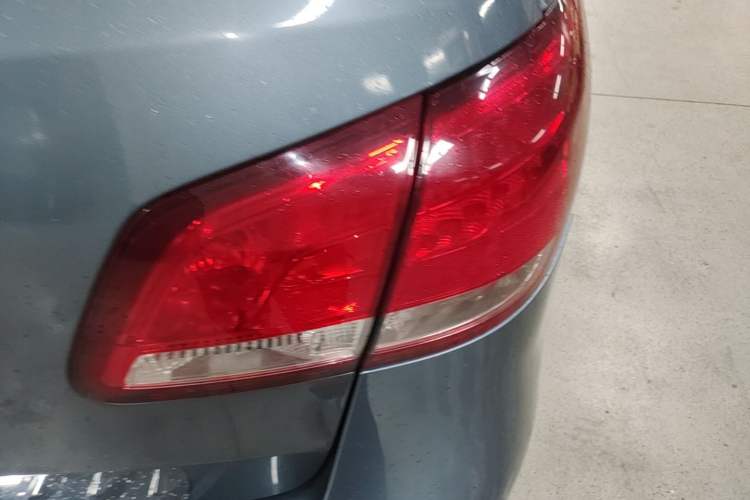 Used Mercedes-Benz B-Class 2015 B 200 Sport Edition Exterior 3