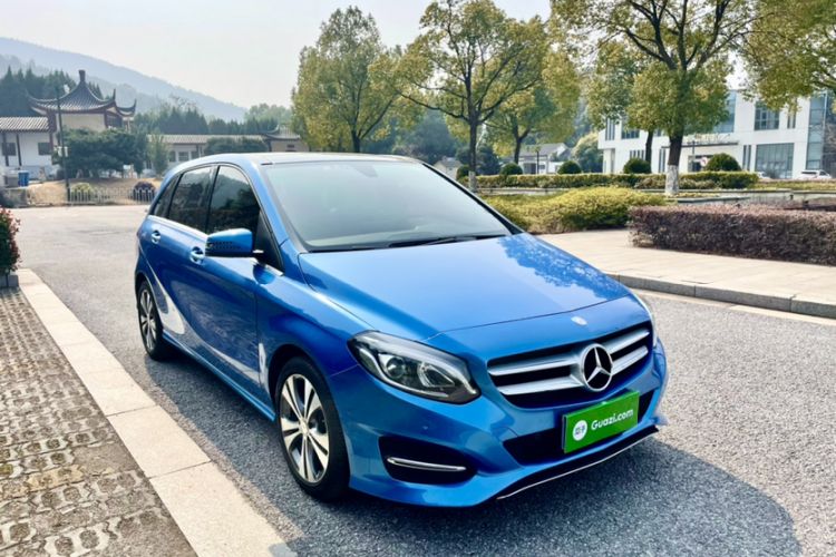 Used Mercedes-Benz B-Class 2015 B 200 Fashion Model Exterior 3
