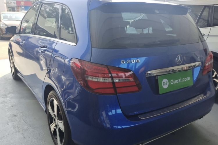 Used Mercedes-Benz B-Class 2015 B 200 Fashion Model Exterior 3