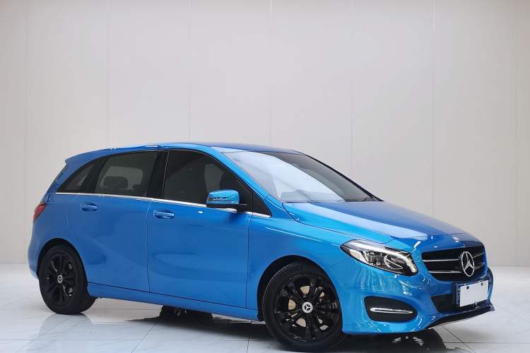 Used Mercedes-Benz B-Class 2015 B 200 Fashion Model Exterior 3
