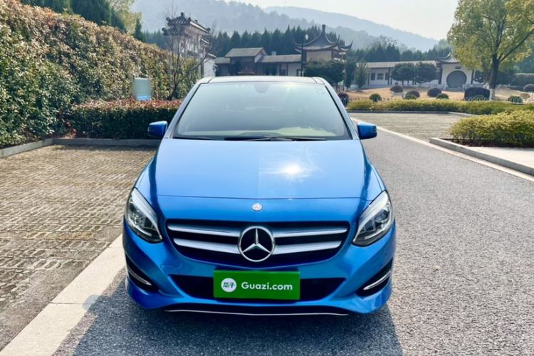 Used Mercedes-Benz B-Class 2015 B 200 Fashion Model Exterior 4