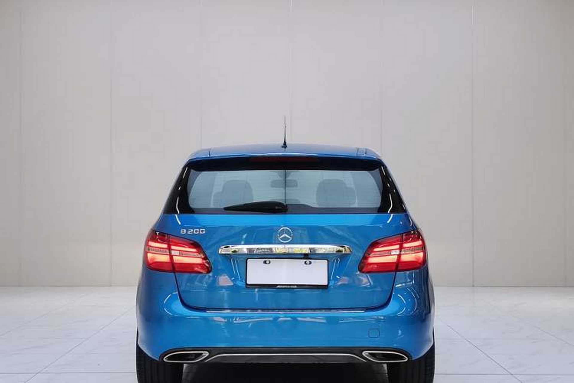 Used Mercedes-Benz B-Class 2015 B 200 Fashion Model Exterior 4