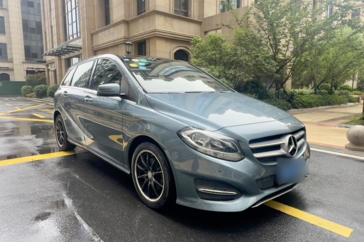 Used Mercedes-Benz B-Class 2015 B 200 Sport Edition Exterior 5