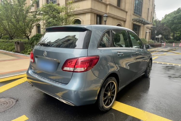 Used Mercedes-Benz B-Class 2015 B 200 Sport Edition Exterior 6