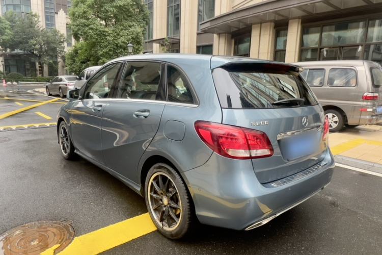 Used Mercedes-Benz B-Class 2015 B 200 Sport Edition Exterior 7