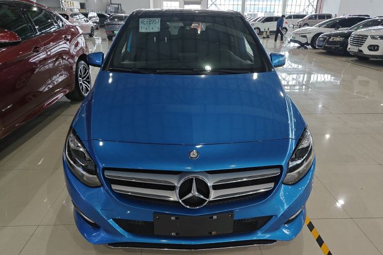 Used Mercedes-Benz B-Class 2015 B 200 Sport Edition Front