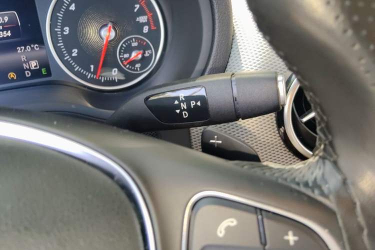 Used Mercedes-Benz B-Class 2015 B 200 Fashion Model Gear Lever
