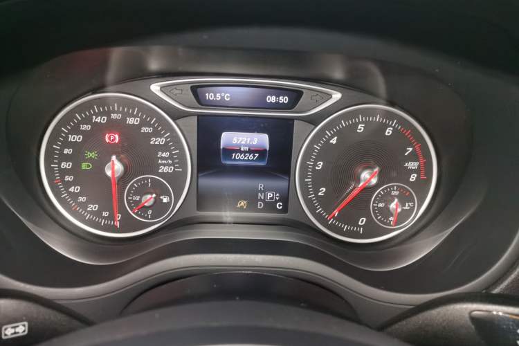 Used Mercedes-Benz B-Class 2015 B 200 Fashion Model Instrument Cluster