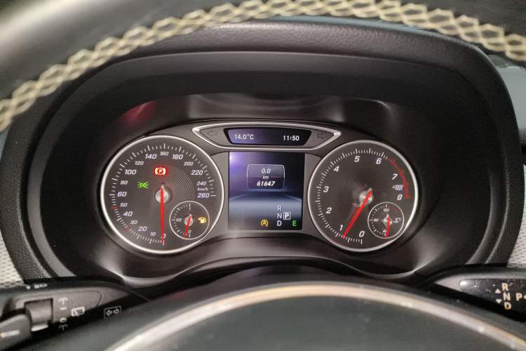 Used Mercedes-Benz B-Class 2015 B 200 Fashion Model Instrument Cluster