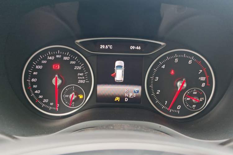 Used Mercedes-Benz B-Class 2015 B 200 Fashion Model Instrument Cluster