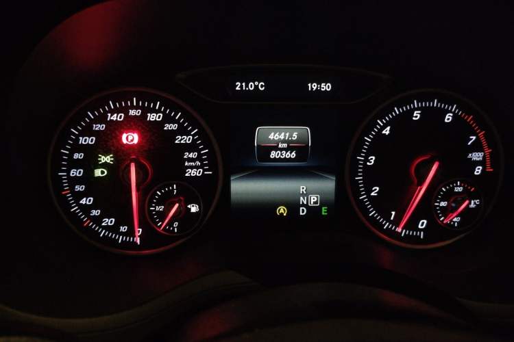Used Mercedes-Benz B-Class 2015 B 200 Sport Edition Instrument Cluster