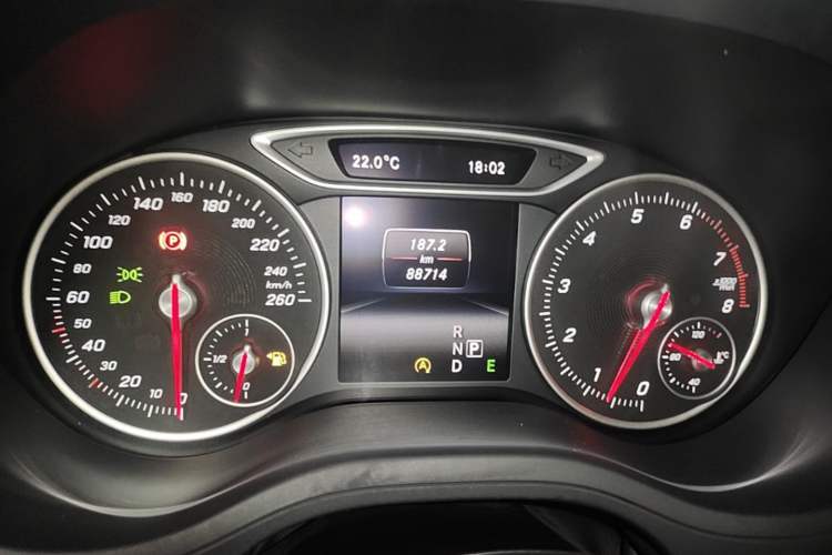 Used Mercedes-Benz B-Class 2015 B 200 Sport Edition Instrument Cluster