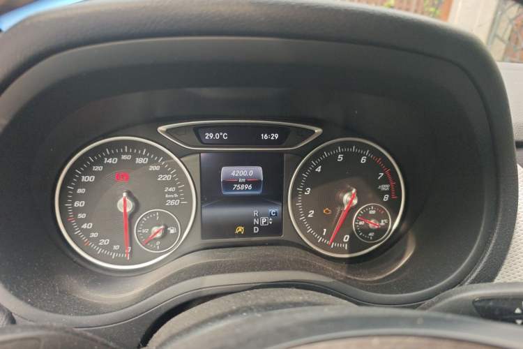 Used Mercedes-Benz B-Class 2015 B 200 Sport Edition Instrument Cluster
