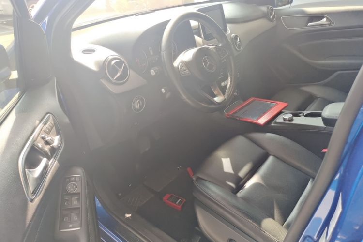Used Mercedes-Benz B-Class 2015 B 200 Fashion Model Interior 6
