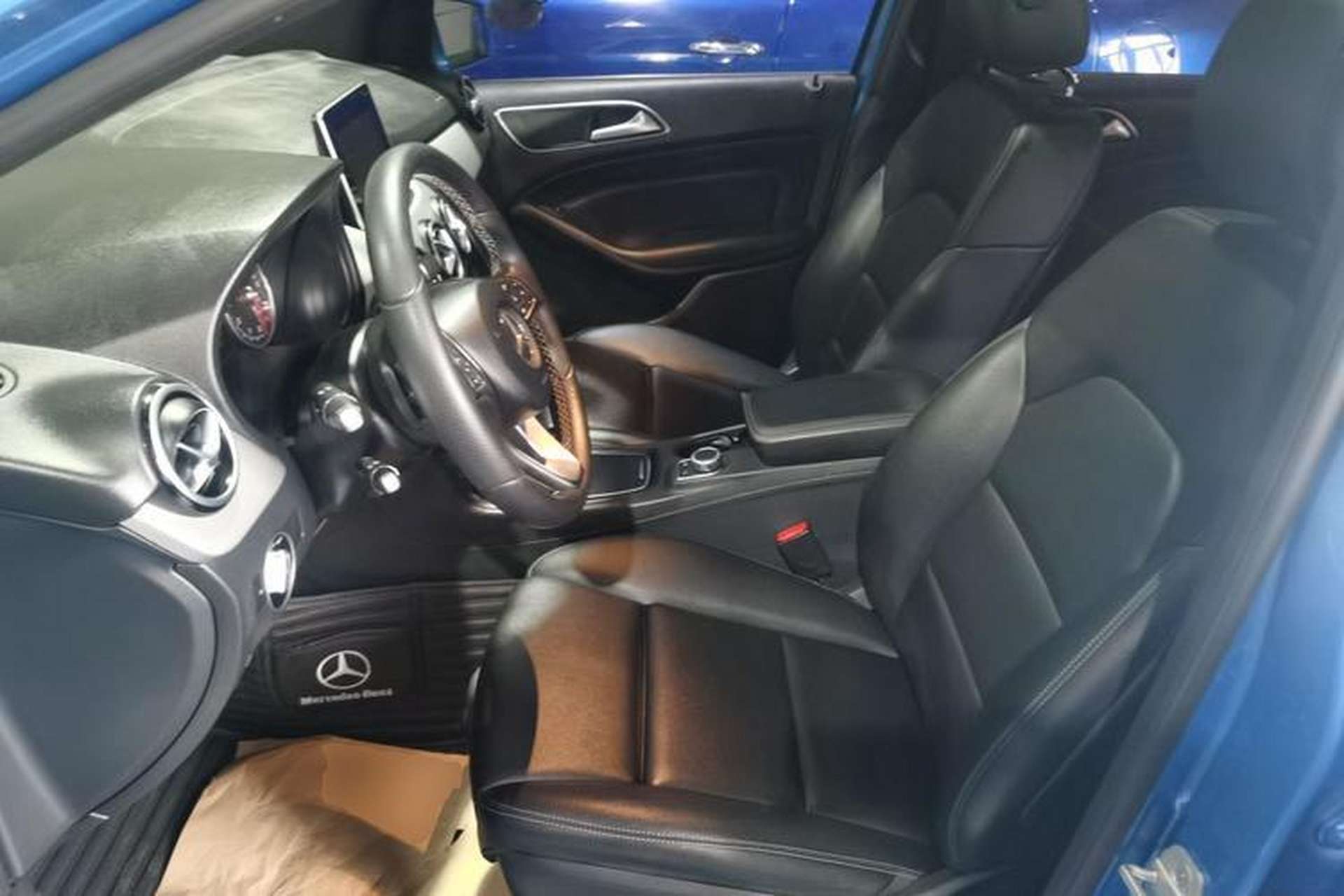 Used Mercedes-Benz B-Class 2015 B 200 Fashion Model Left Front Seat