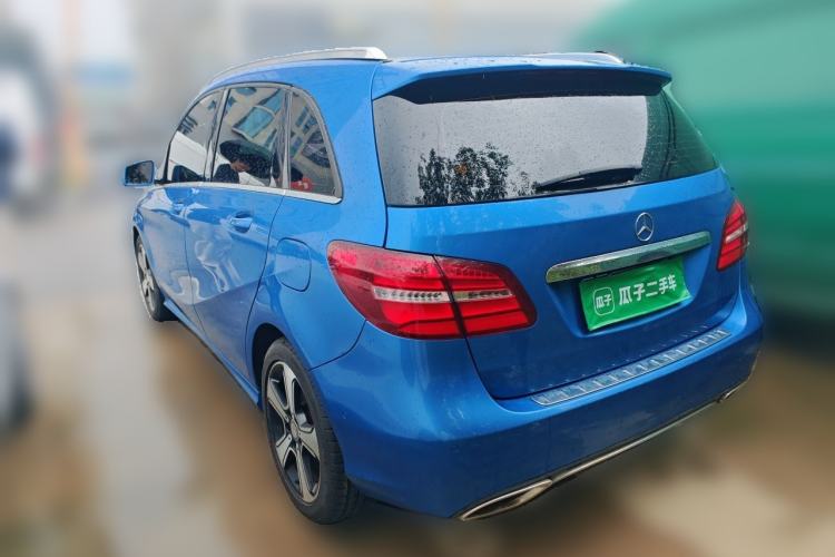 Used Mercedes-Benz B-Class 2015 B 200 Fashion Model Rear Left 45 Deg