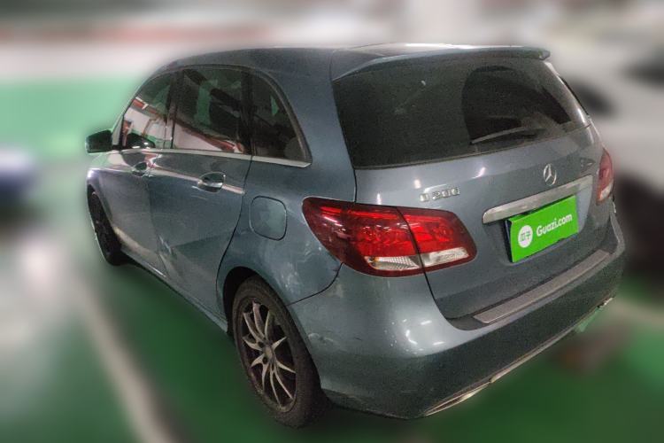 Used Mercedes-Benz B-Class 2015 B 200 Sport Edition Rear Left 45 Deg