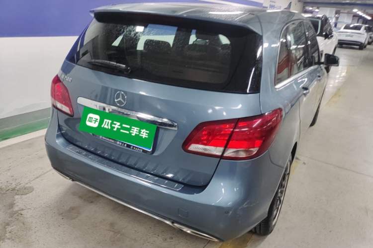 Used Mercedes-Benz B-Class 2015 B 200 Sport Edition Rear Right 45 Deg