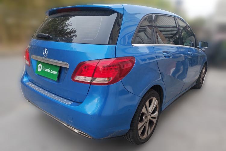 Used Mercedes-Benz B-Class 2015 B 200 Sport Edition Rear Right 45 Deg