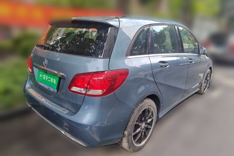 Used Mercedes-Benz B-Class 2015 B 200 Sport Edition Rear Right 45 Deg