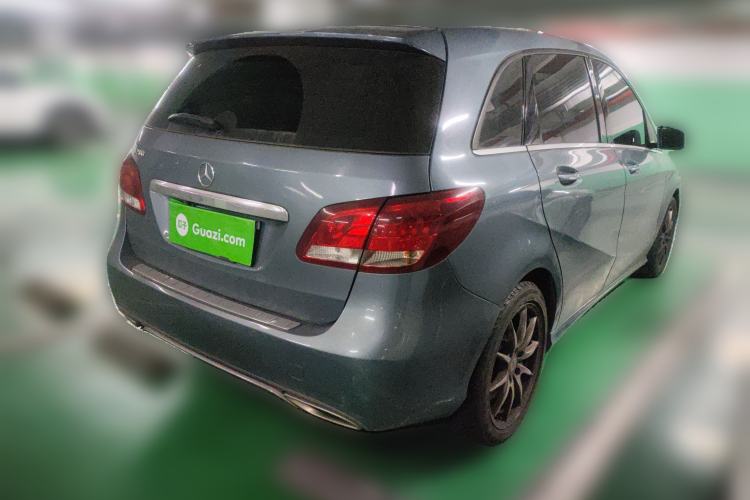Used Mercedes-Benz B-Class 2015 B 200 Sport Edition Rear Right 45 Deg