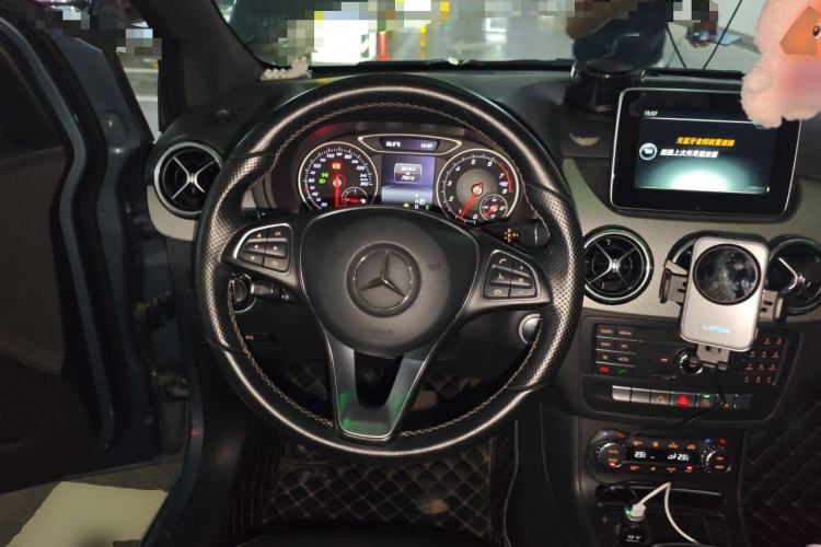 Used Mercedes-Benz B-Class 2015 B 200 Fashion Model Steering Wheel