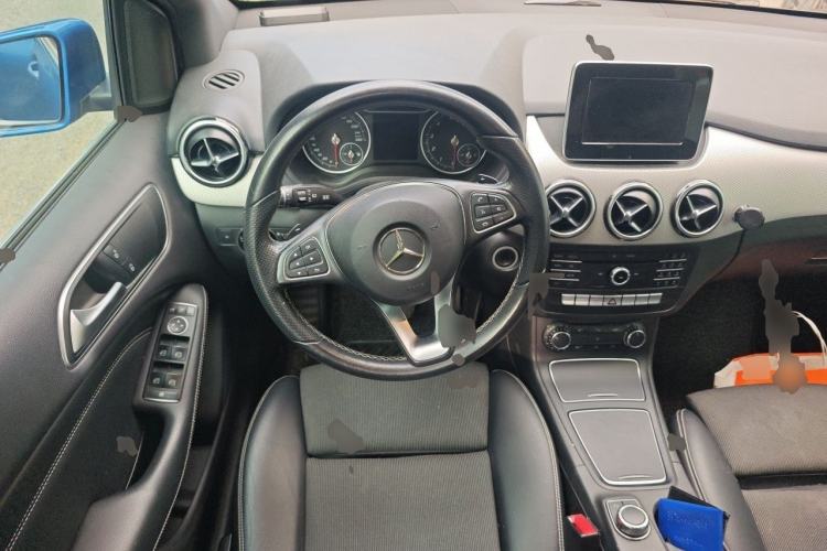 Used Mercedes-Benz B-Class 2015 B 200 Sport Edition Steering Wheel