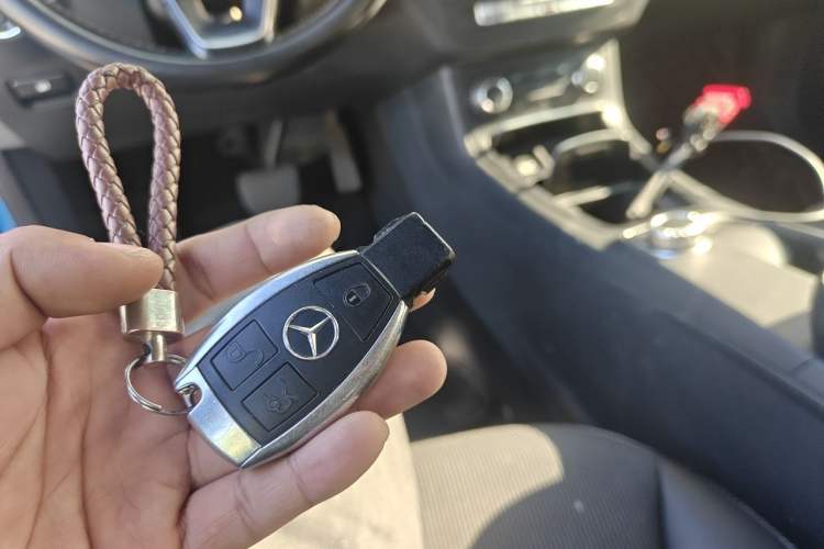 Used Mercedes-Benz B-Class 2015 B 200 Sport Edition Vehicle Key