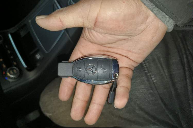 Used Mercedes-Benz B-Class 2015 B 200 Fashion Model Vehicle Key