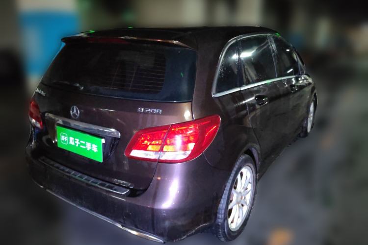 Used Mercedes-Benz B-Class 2015 B 200 Sport Edition Rear Right 45 Deg