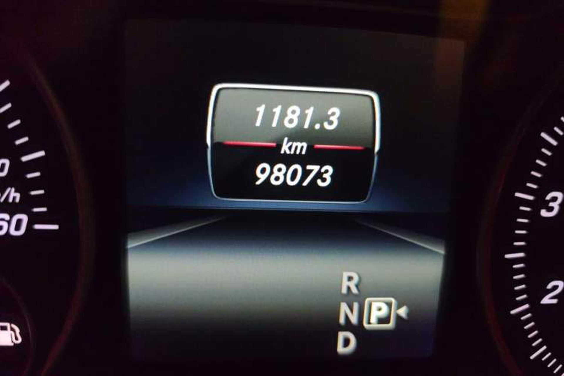 Used Mercedes-Benz B-Class 2015 B 200 Fashion Model Odometer Close Up