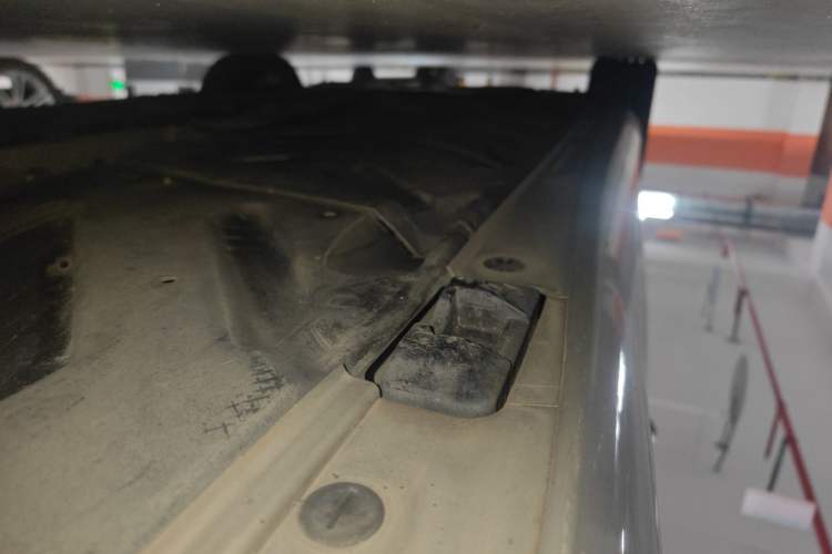 Used Mercedes-Benz B-Class 2015 B 200 Sport Edition Chassis Rear Left