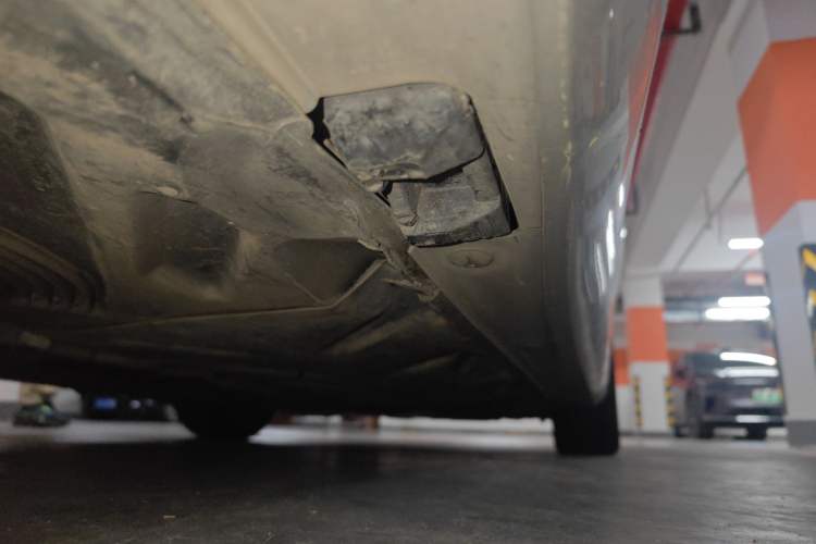 Used Mercedes-Benz B-Class 2015 B 200 Sport Edition Chassis Rear Right