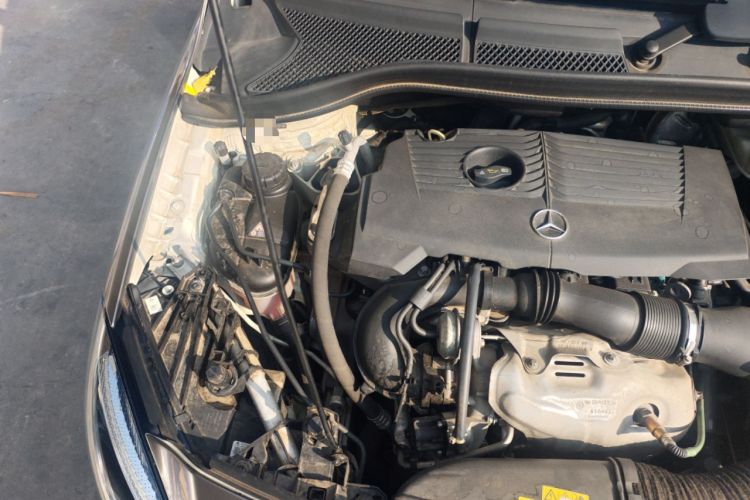 Used Mercedes-Benz B-Class 2015 B 200 Fashion Model Engine Bay Right
