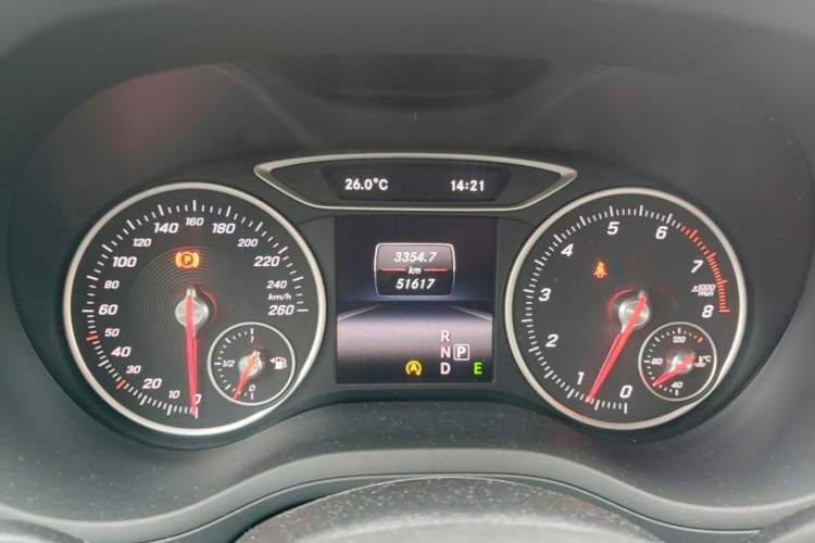 Used Mercedes-Benz B-Class 2015 B 200 Sport Edition Instrument Cluster