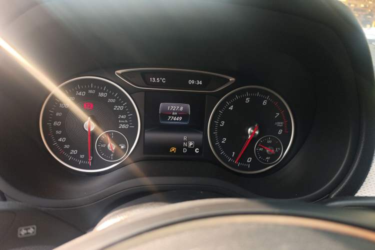 Used Mercedes-Benz B-Class 2015 B 200 Fashion Model Instrument Cluster