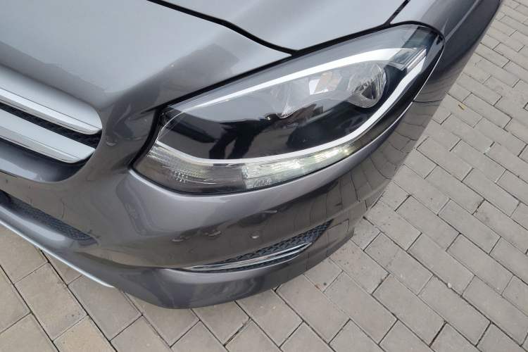 Used Mercedes-Benz B-Class 2015 B 200 Sport Edition Left Front Headlight